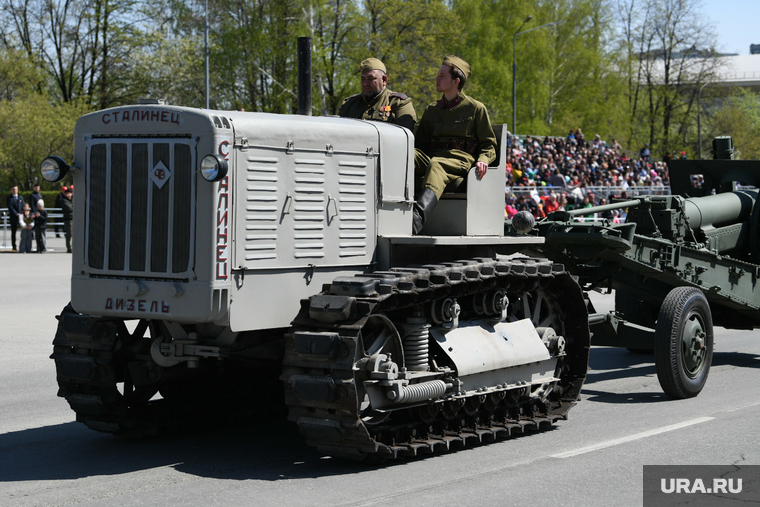 Тягач С-65 «Сталинец» выпускался на Челябинском тракторном заводе с 1937-го. В годы войны его использовали для буксировки артиллерийских орудий