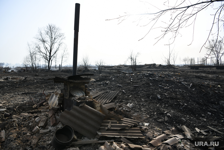 ПГТ Сосьва после пожара, последствия пожара в исправительной колонии. Свердловская область