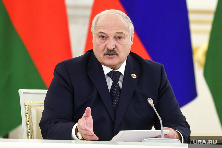 Владимир Путин и Александр Лукашенко на заседании высшего Госсовета союзного государства России и Белоруссии. Москва, лукашенко александр