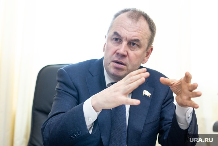 Станислав Наумов во время интервью. Москва, портрет, наумов станислав