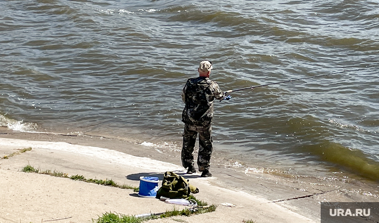 Рыбалка. Челябинск, вода, берег, озеро, водоем, лето, волны, увлечение, рыболов, шершневское водохранилище, водохранилище, рыбалка
