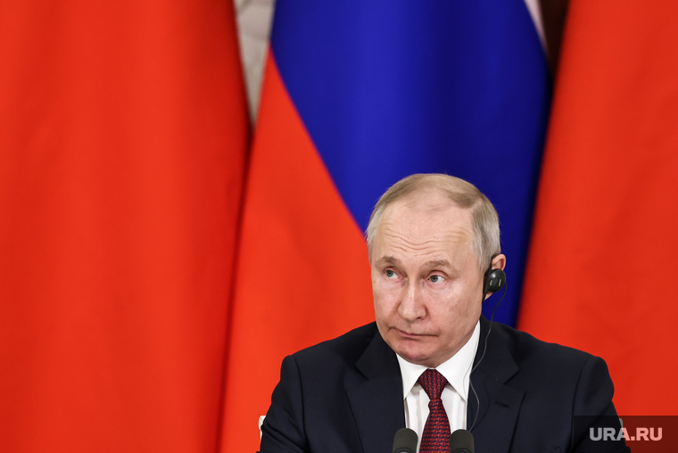 Президент России Владимир Путин и председатель КНР Си Цзинь Пин на встрече во время совместного заявления в Кремле. Москва, путин владимир