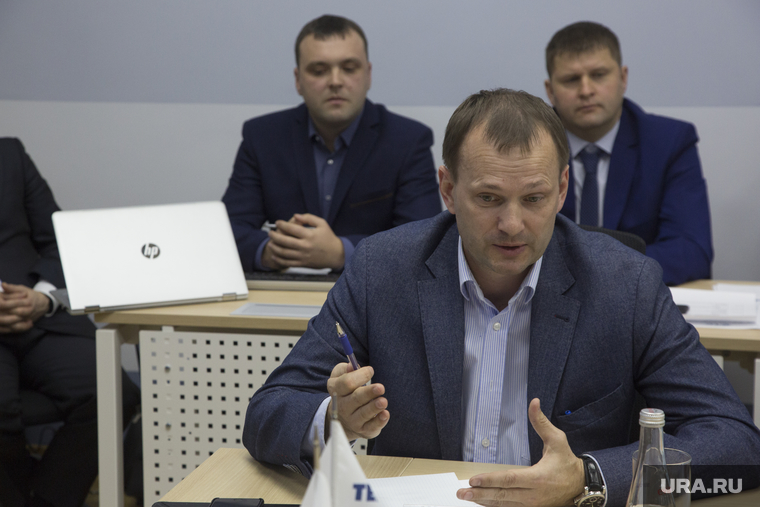 Замгубернатора ЯНАО Сергей Карасев лично инспектировал работу новой Ноябрьской парогазовой электростанции, которая была построена благодаря тесному сотрудничеству бизнеса и власти
