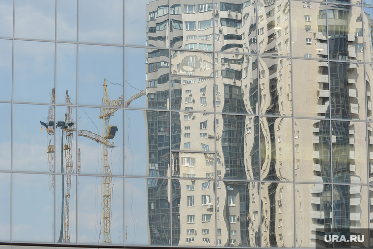 Новостройки. Челябинск, зеркало, отражение, недвижимость, жилье, новостройки, стекло