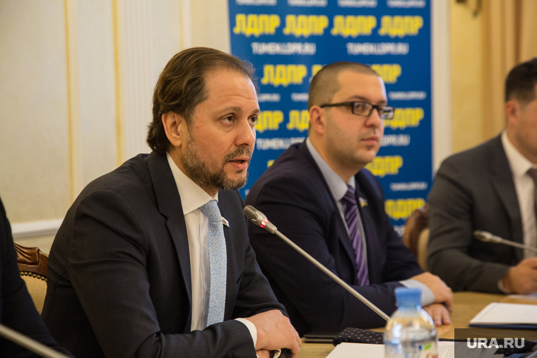 Пресс-конференция Владимира Сысоева , депутата государственной думы. Тюмень, сысоев владимир