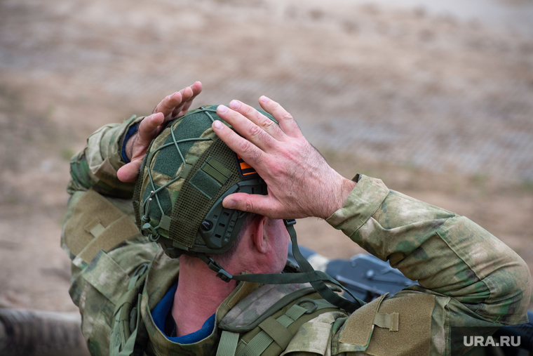 Военная подготовка к службе в зоне СВО. Центр Стрелец.Пермь, каска, оружие, стрелки, спецназ, чвк, сво, армия россии, штурмовики