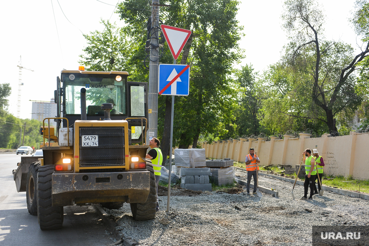 Объезд по строительству дорог с Кожевниковым Николаем. Челябинск, строительство дороги, мигранты, дорожный ремонт, дорожники, ремонт дороги, гастарбайтеры, рабочие, дорожный рывок