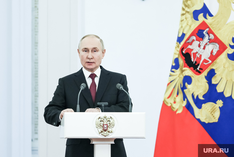 Вручение "Героя России" в Кремле. Москва