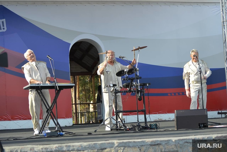 Митинг-концерт Своих не бросаем. Челябинск, ариэль