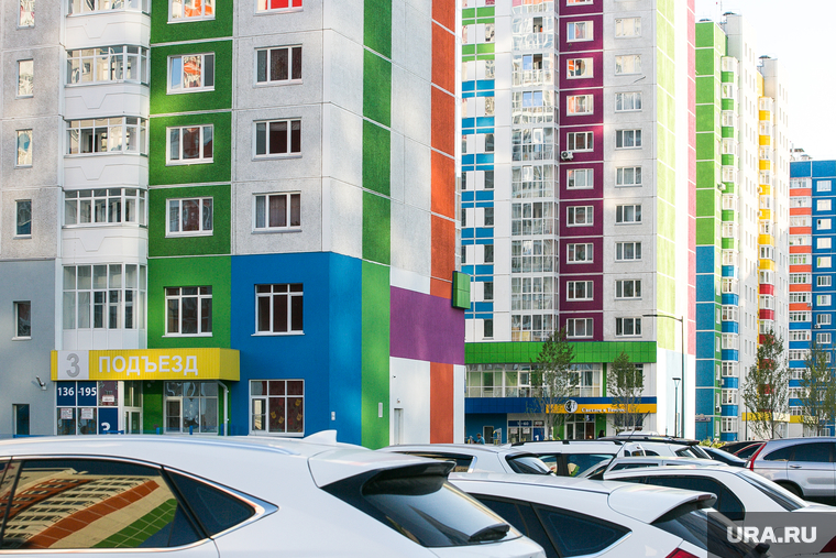 Виды города. Тюмень, многоэтажка, жилой дом, многоэтажный дом, новостройки, многоквартирный дом, панелька, квартал