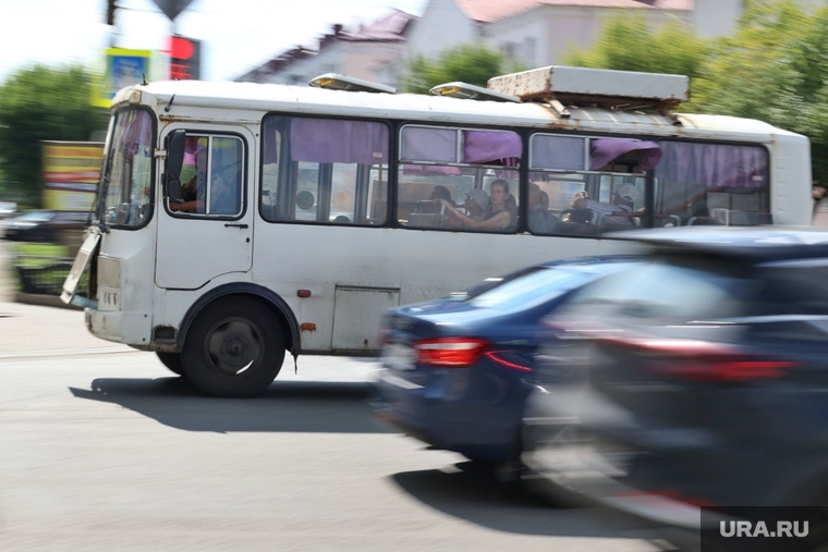 Город. Курган, автобус, общественный транспорт
