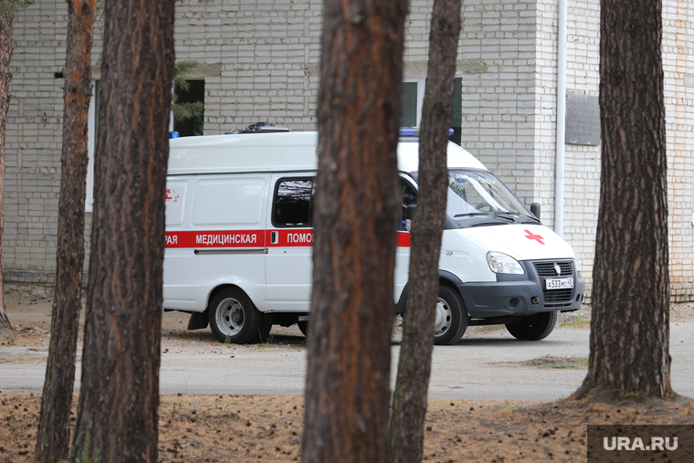 Визит полпреда Якушева Владимира в город Шадринск. Курган, машина скорой помощи, скорая помощь, скорая помощь