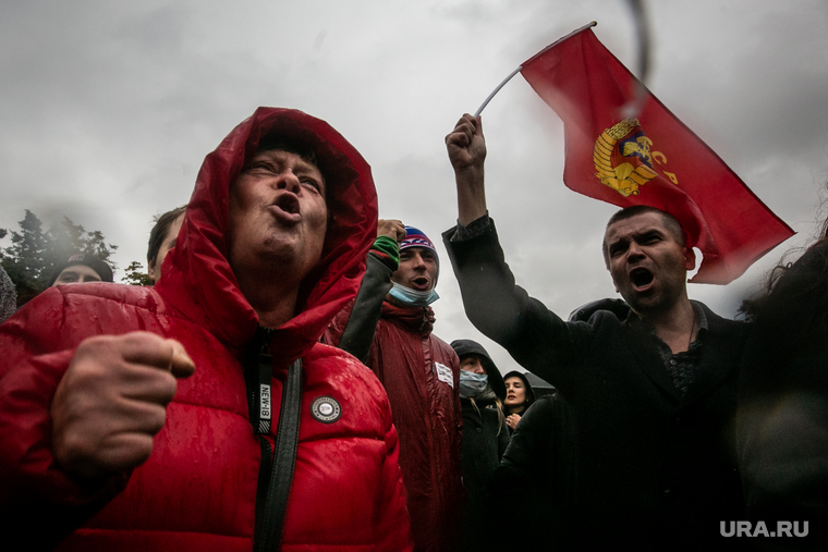 Митинг КПРФ за отмену выборов на Пушкинской площади. Москва, кпрф, митинг, протест, коммунисты