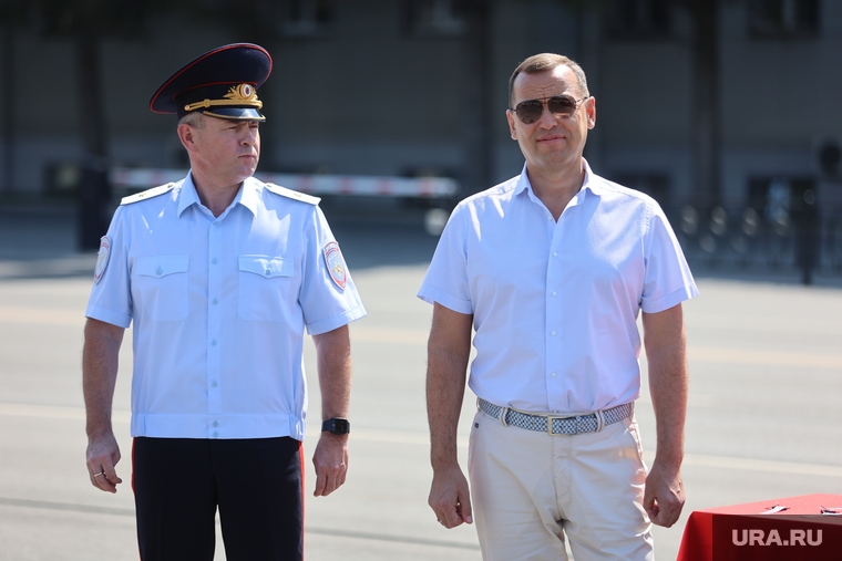 Генерал Свинов поблагодарил губернатора за новые машины