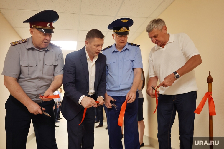 В открытии центра приняли участие сенатор Сергей Муратов, замгубернатора региона Станислав Носков и начальник курганского УФСИН Михаил Мачушкин
