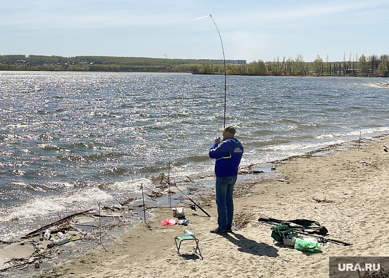 Рыбалка. Челябинск, вода, берег, озеро, водоем, лето, волны, увлечение, рыболов, шершневское водохранилище, водохранилище, рыбалка