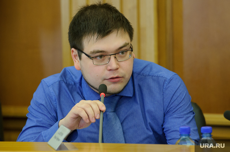 Заседание городской думы Екатеринбурга, мансуров эдуард