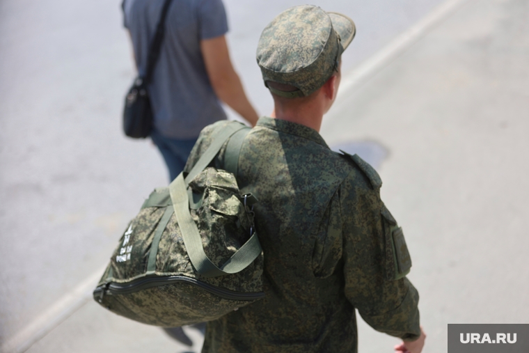 Город, Автобусы. Пляж. Курган, военная одежда, камуфляж, солдат, армия россии