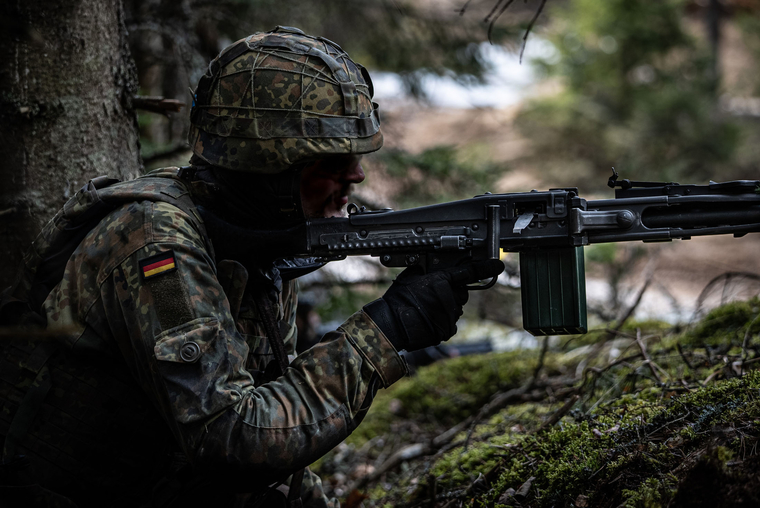 НАТО. stock, военные, нато, nato, солдат, наемник, армия нато, бундесвер, армия германии, stock