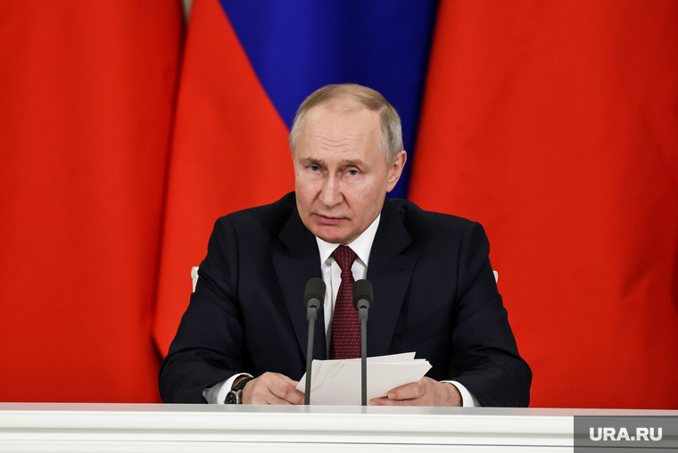 Президент России Владимир Путин и председатель КНР Си Цзинь Пин на встрече во время совместного заявления в Кремле. Москва, путин владимир