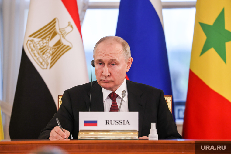 Встреча президента России с лидерами стран Африки в Константиновском дворце. Санкт-Петербург, путин владимир
