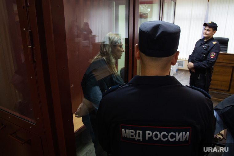 Мера пресечения Веронике Наумовой в Чкаловском районном суде. Екатеринбург, наумова вероника