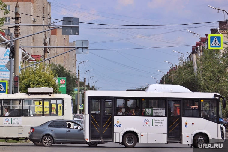 Курганцы не знаю, где ждать автобусы