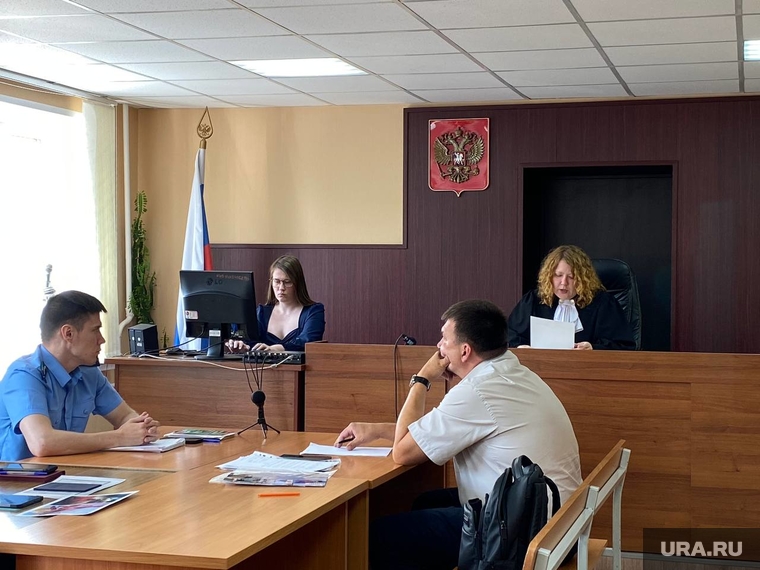 Из-за поведения потерпевшего заседание затянулось