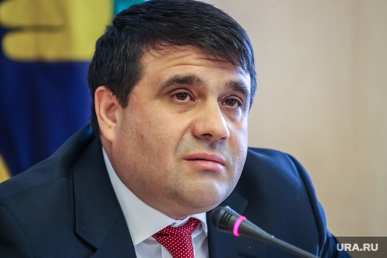 Пресс-конференция вице-спикера Тюменской областной думы от оппозиции Владимира Пискайкина. Тюмень, пискайкин владимир
