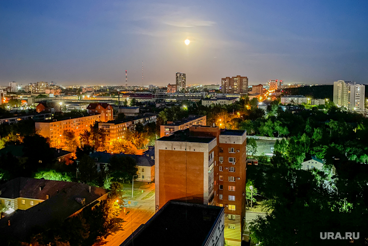 Ночь, луна. Челябинск, луна, ночь, городской пейзаж, полнолуние