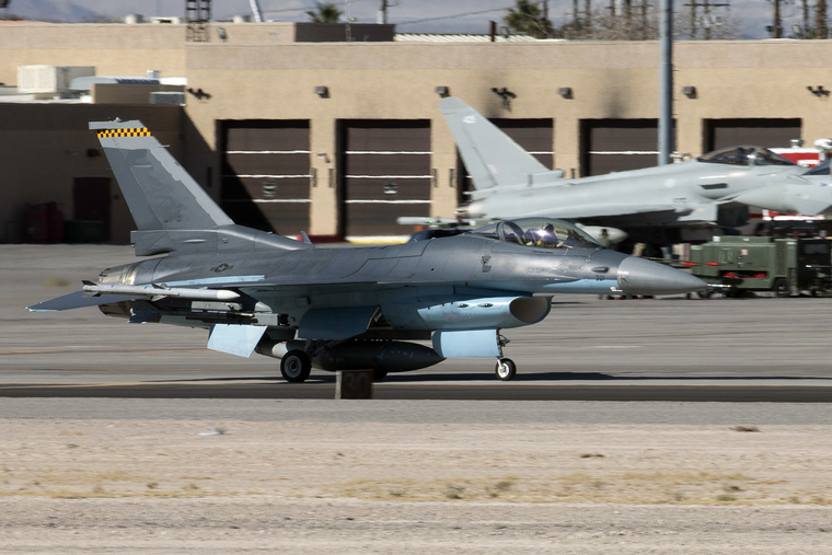 Истребители F-16.stock, нато, истребитель, f-16, nato, ф-16, stock
