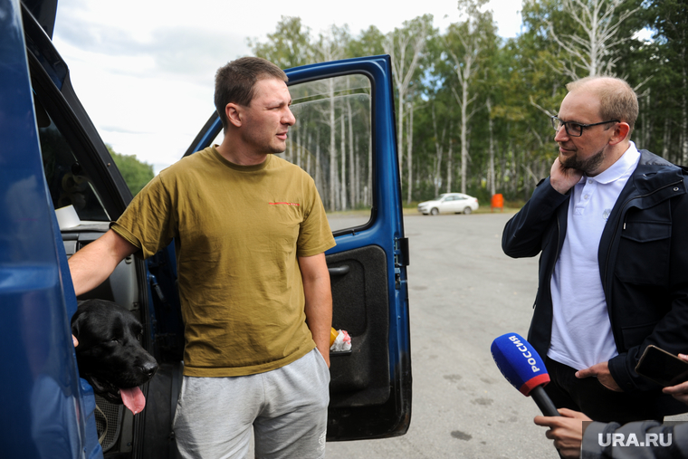 Муравьев (справа) отметил, что дальнобойщики высоко оценили федеральные трассы в регионе