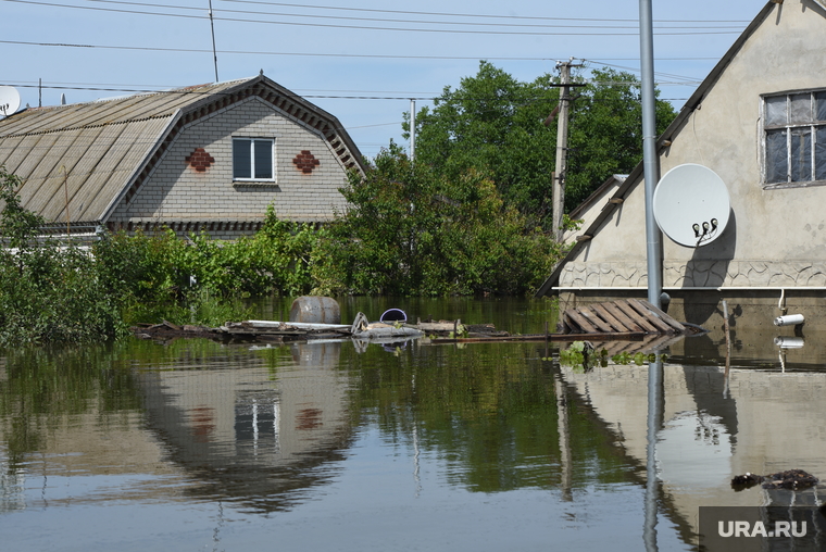 Паводок и наводнение после разрушения Каховской ГЭС в Херсонской области. Херсон, затопление, последствия, паводок, наводнение, потоп, стихия, разлив