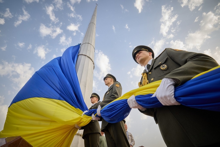 Официальный сайт президента Украины.stock Москва, флаг украины, украинский флаг, украина, всу, украинские военные, stock