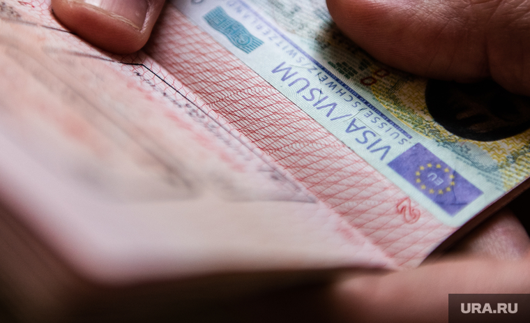 Заграничный паспорт гражданина Российской Федерации. Екатеринбург, загранпаспорт, путешествия, туристическая поездка, туризм, заграничный паспорт, шенген, шенгенская виза, визовый режим