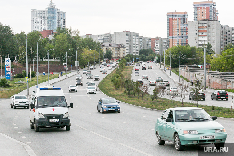Новостройки. Тюмень, автомобили, дорога, автомобили, улица профсоюзная, профсоюзная