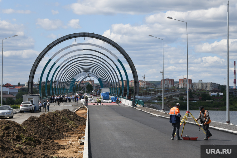 Визит депутатов законодательного собрания СО в Нижний Тагил. Свердловская область, строительство дороги, город нижний тагил