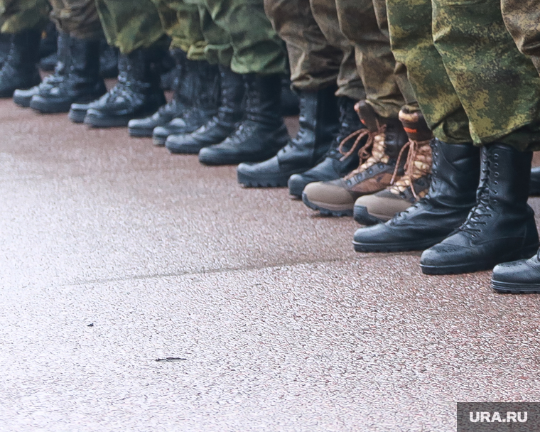 Отправка мобилизованных. Тюмень, военные, солдаты, отправка в армию, проводы в армию, мобилизация, мобилизованные, отправка мобилизованных, проводы мобилизованных