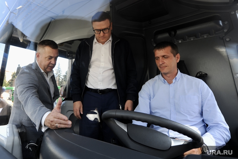 Алексею Текслеру представили новые автобусы. Челябинск, общественный транспорт, текслер алексей, городской транспорт, новые автобусы