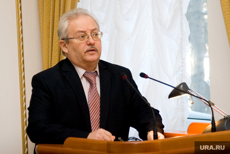 Совет муниципальных образований
здание правительства области
Курган, шеремет михаил
