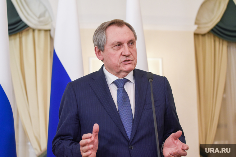 Николай Шульгинов и Евгений Куйвашев на пресс-подходе. Екатеринбург , шульгинов николай, министр энергетики рф