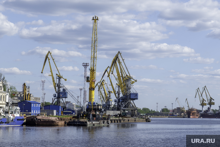 Выборг. Пермь, портовые краны, морской порт, морской порт выборг