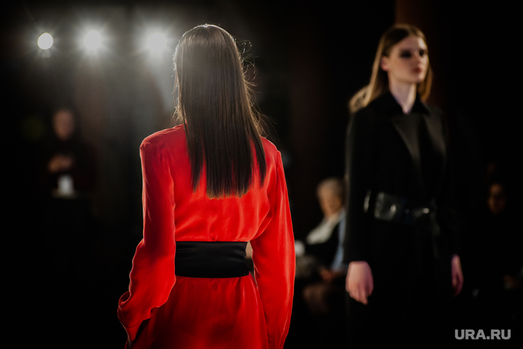 Ekaterinburg Fashion Week (день первый). Екатеринбург, модный показ, модели, подиум, неделя моды