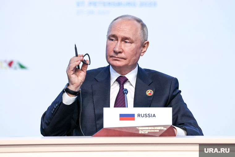 Пленарная сессия саммита "Россия-Африка". Санкт-Петербург, путин владимир