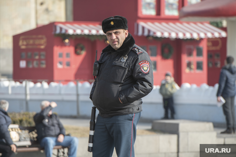 Достопримечательности и повседневная жизнь. Армения. Пермь, полиция армении, дпс ереван