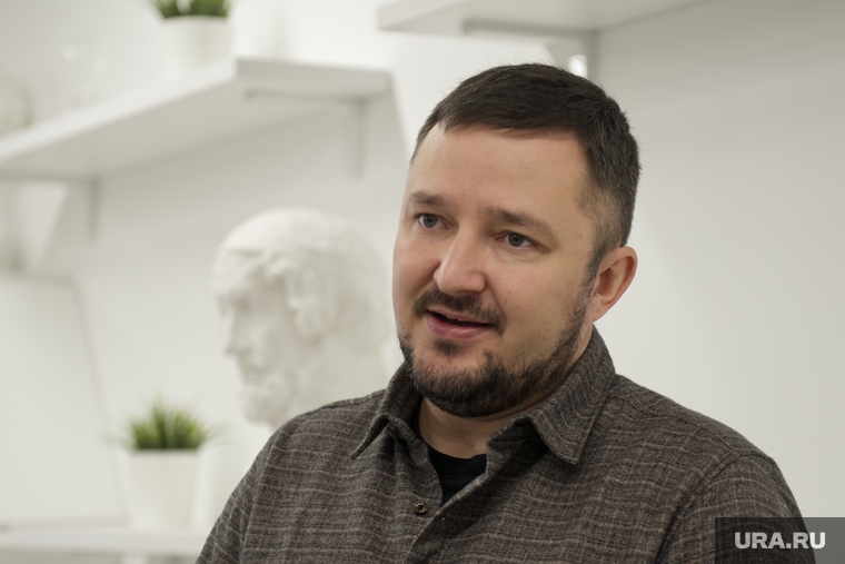 Антон Усманов уверен, что создание арт-объектов в память о погибших в ПГНИУ, станут доброй традицией университета