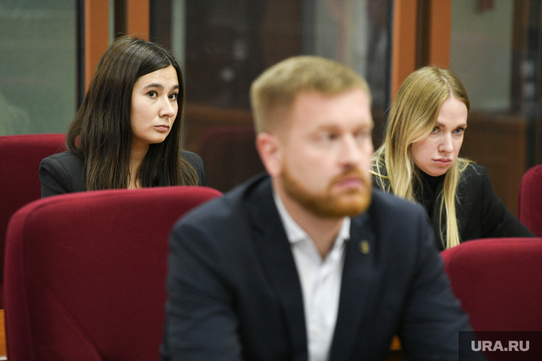 Потерпевшие просили суд не удовлетворять просьбу Васильева