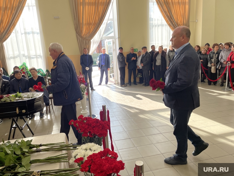 Пришел проститься с главой председатель облизбиркома Евгений Голицын