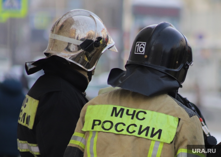 Пожарные учения в Культурно-выставочном центре. Курган
, мчс, пожар