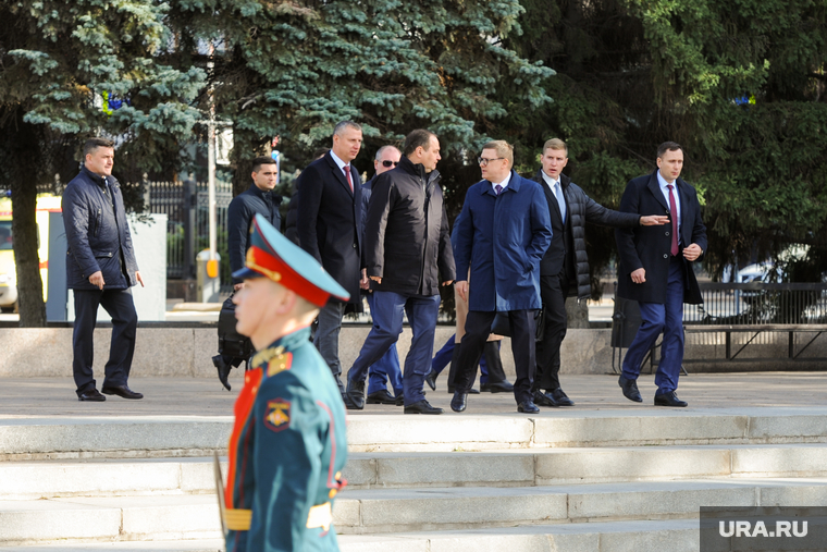 Губернатор Текслер и почетный гость из Беларуси посетили Аллею Славы
